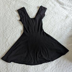 Black Short Sleeve Skater Mini Dress